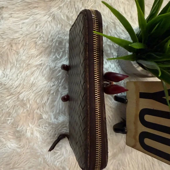 Authentic Bottega Veneta Brown Intrecciato Long Zippy Wallet - Picture 6 of 14